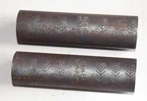 橋梁梁冷擠壓套筒使用位置要從中間逐道向兩端壓接,壓接力,壓接力的巨細(xì)以鋼套筒與鋼筋緊密緊固為好。